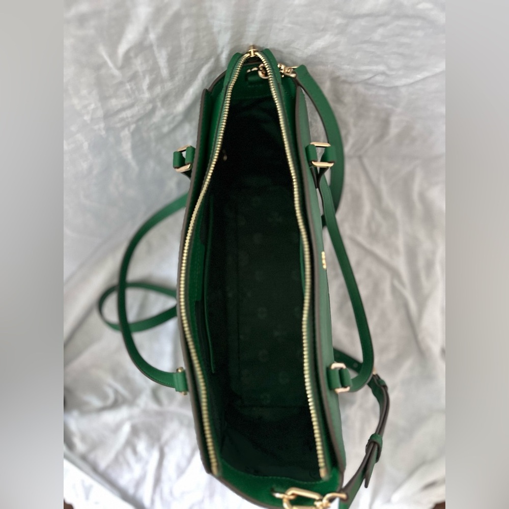 Tory Burch Green Tote Bag - Picture 6 of 7